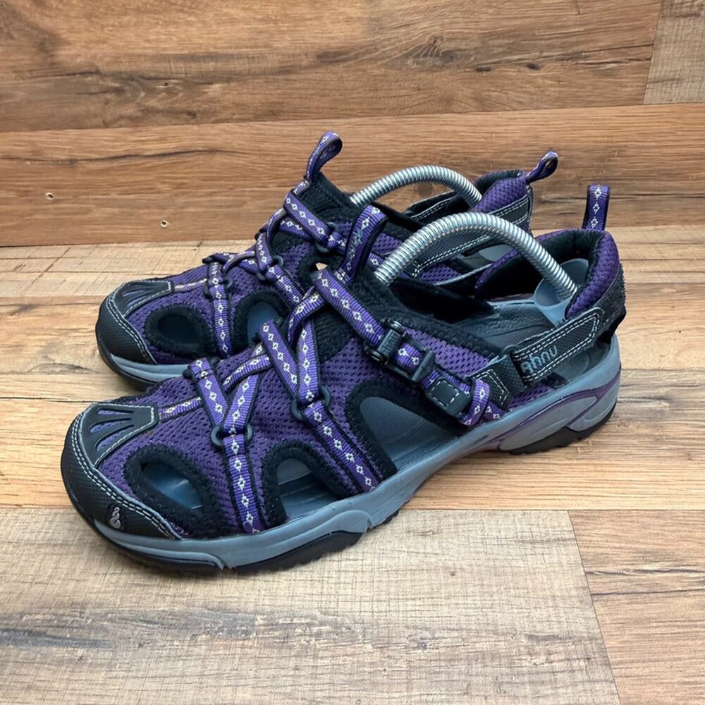 Ahnu size 7 Closed-Toe Sport Sandals in Mint  purple and Black